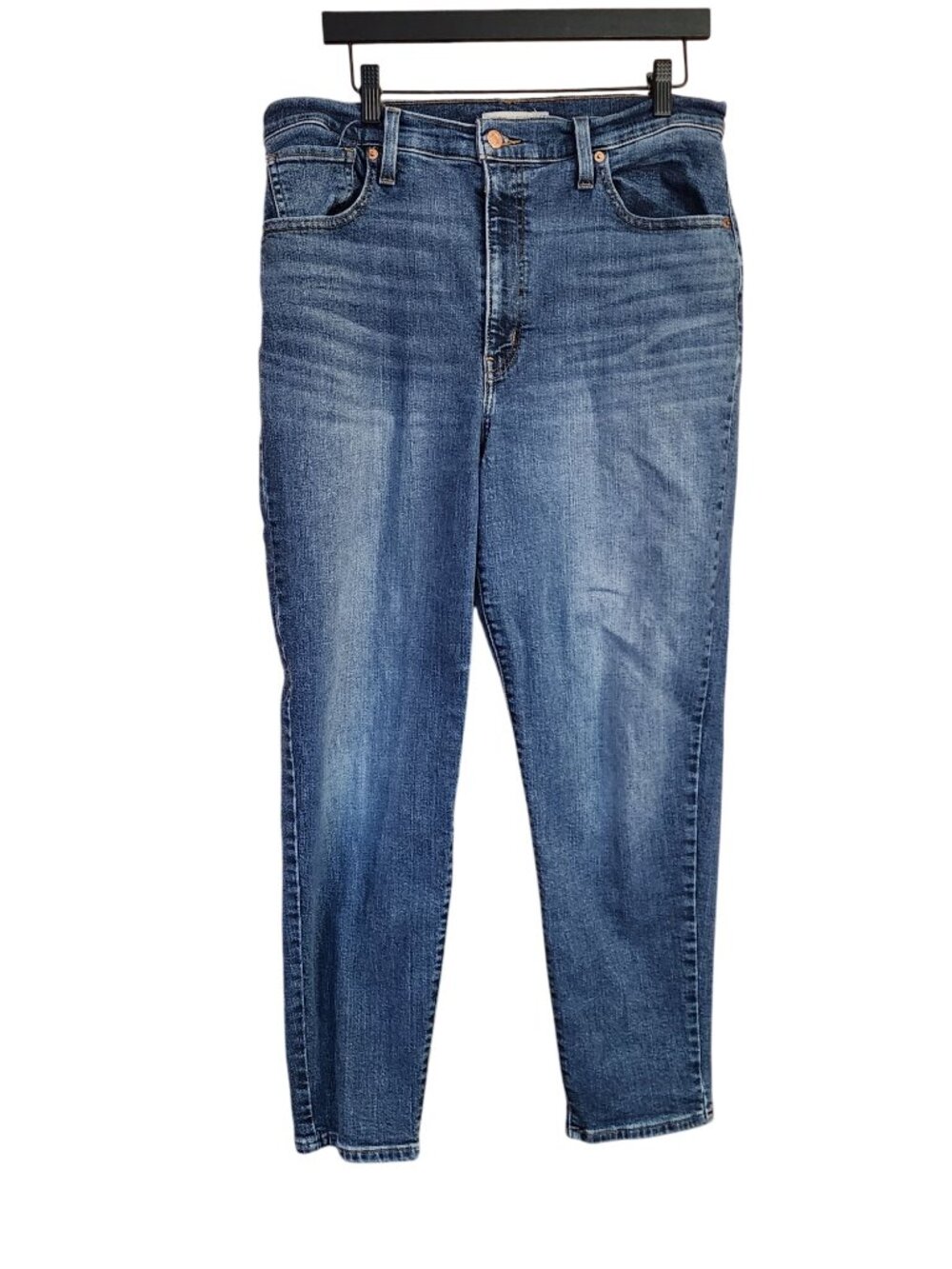Levi’s High Waisted Mom Jeans Womens size 33